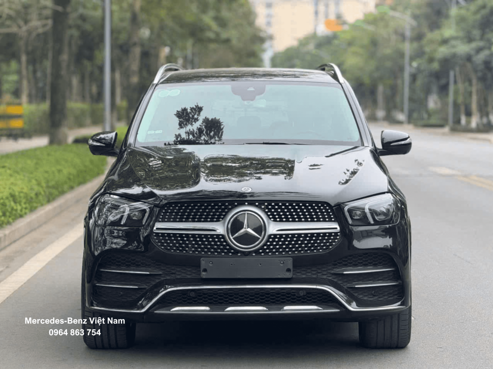 mercedes benz viet nam 8 optimized Giá Xe Mercedes-Benz - Chương Trình Ưu Đãi Mới Nhất 02/2025